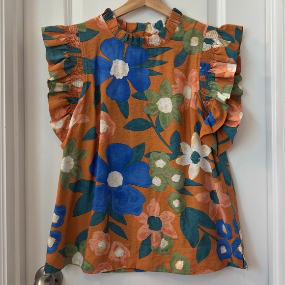 Floral Ruffle Sleeve Top - Picture 1 of 4